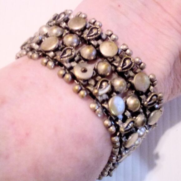 Boho Eastern Inspired Chunky Silver Tone Bracelet - Picture 4 of 4